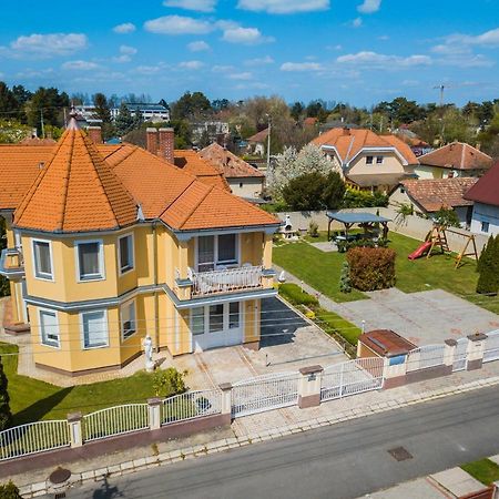 Korponyi Villa Siófok Exteriör bild
