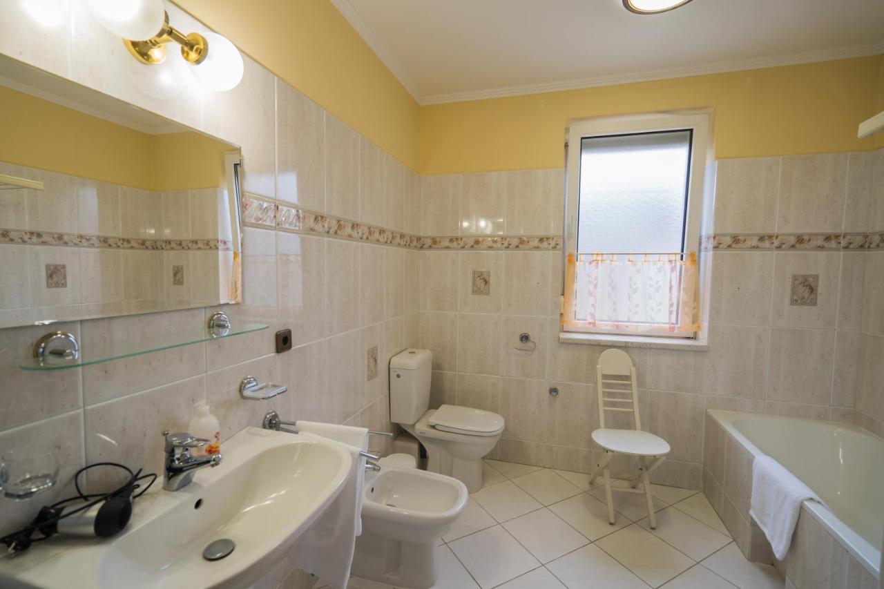 Korponyi Villa Siófok Exteriör bild