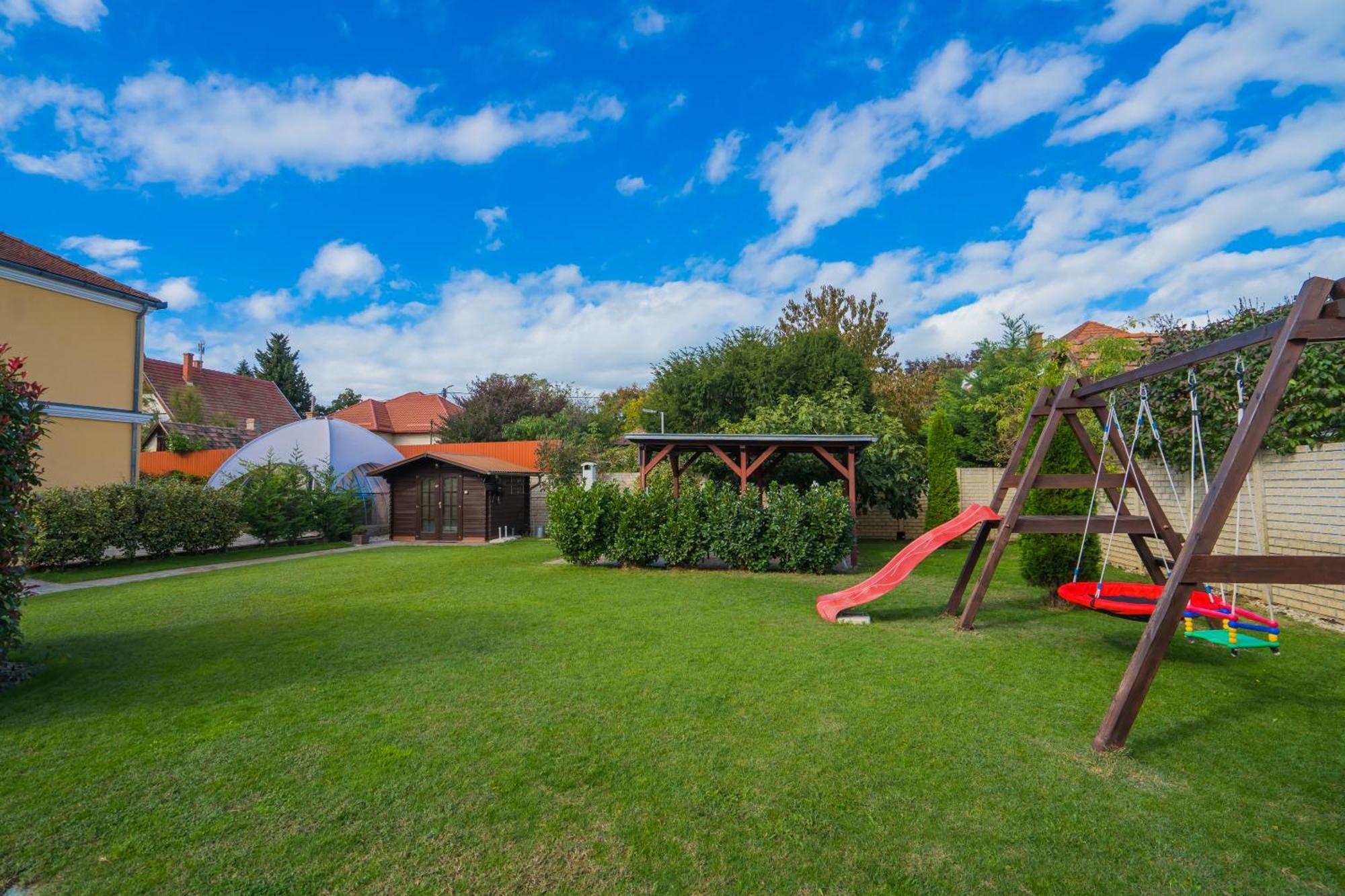 Korponyi Villa Siófok Exteriör bild